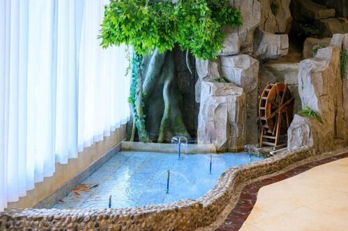 Xinmei Hotel (Urumqi Hongshan Branch)