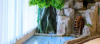 Xinmei Hotel (Urumqi Hongshan Branch)