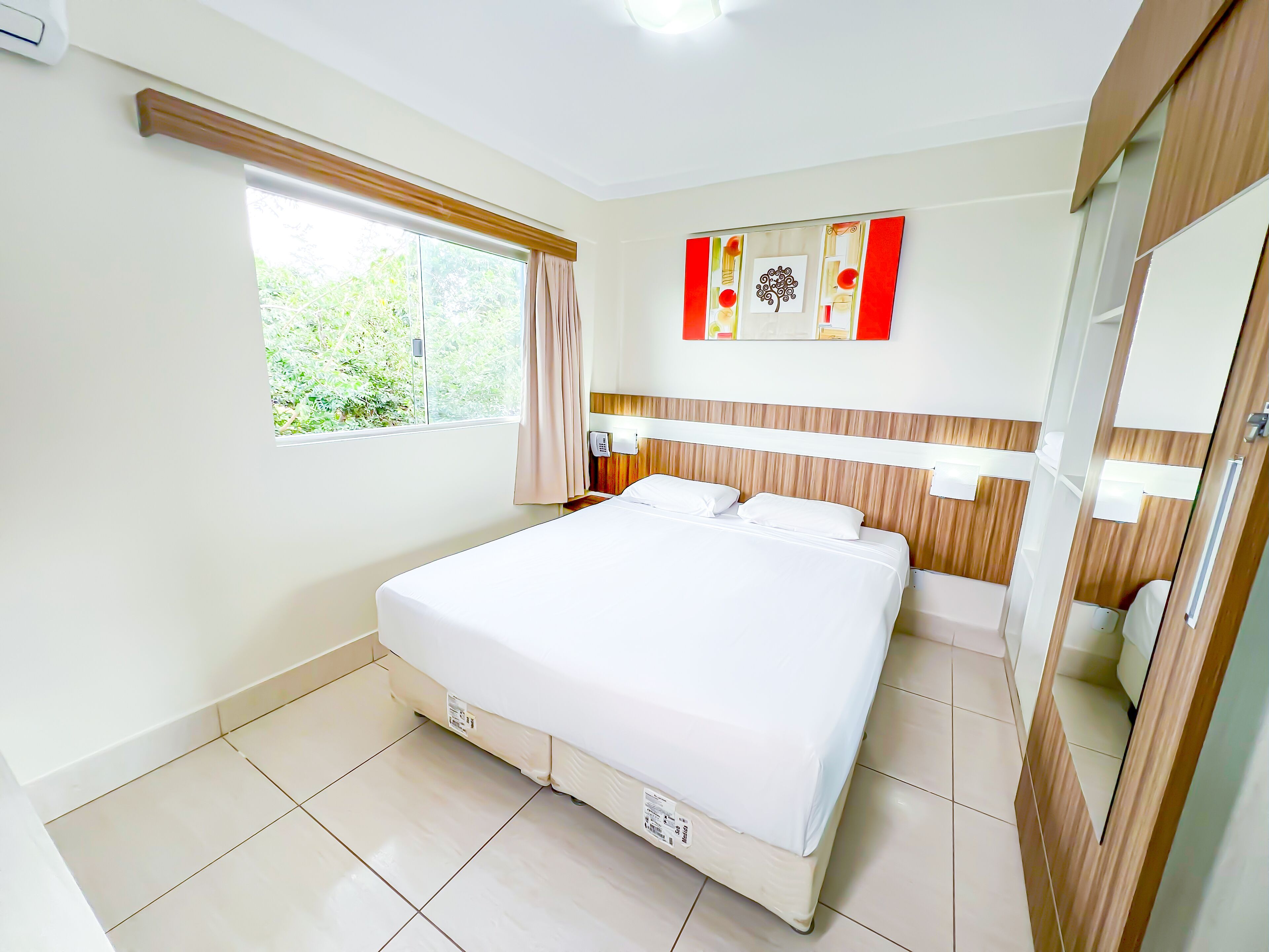 Wi-Fi gratuit, draps fournis