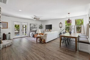 TV - The Cayce Cottage | 3BR w/ Private Pool (Cayce)