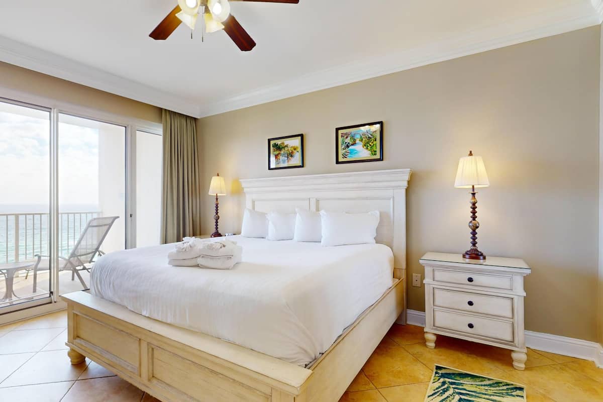 2 bedrooms, iron/ironing board, free WiFi