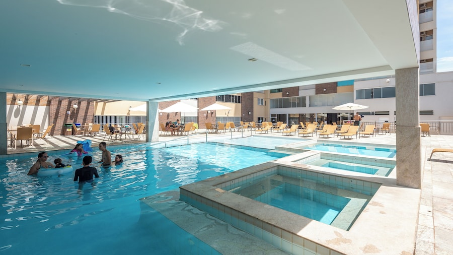 Piazza diRoma - Direto com o Grupo Diroma - acesso ao Acqua Park com café da manhã