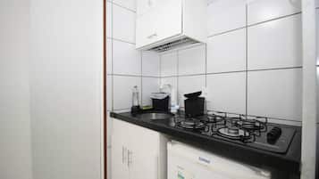 Monolocale Standard (534887) | Cucina privata | Mini-frigorifero, microonde, piano cottura, pentole/stoviglie/utensili
