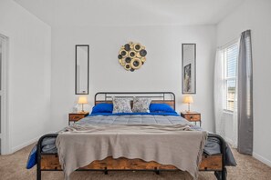 4 chambres, bureau, fer et planche à repasser, Wi-Fi gratuit