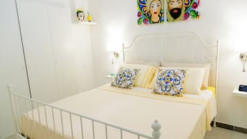 1 camera, ferro/asse da stiro, Wi-Fi, lenzuola