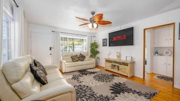 Smart TV, videojuegos y libros