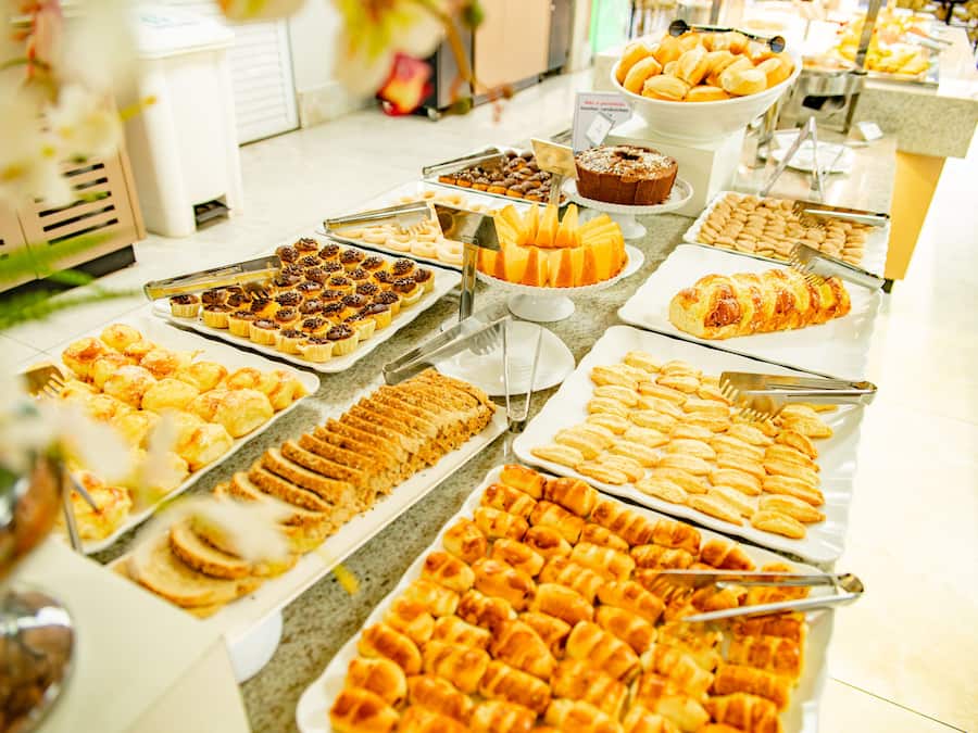 Ilmainen päivittäinen buffetaamiainen