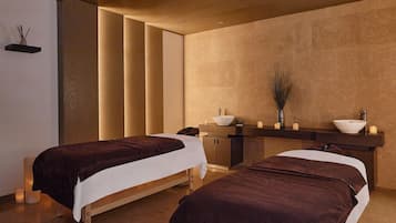 Couples treatment room(s), sauna, steam room