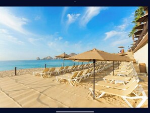 Beach - Villa La Valencia located between Tulie Beach and tequila Cove on the corridor (San José del Cabo)