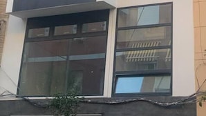 Nicht klassifiziertes Bild, 2 von 24, Schaltfläche