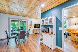 Interior - Renovated Franklin Home w/ Mountain-View Deck! (Franklin)