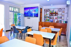 Restaurant - VILLA HOME HOTEL & APARTMENT (Dodoma)