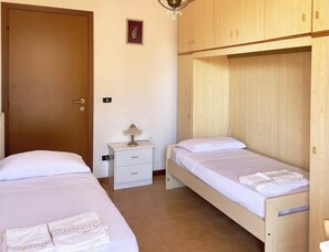 2 chambres, draps fournis