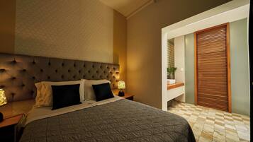 Comfort eenpersoonskamer | 1 slaapkamer, een kluis op de kamer, verduisterende gordijnen