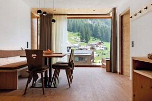 Dining - Apartment 'Pan' with Mountain View, Shared Garden and Wi-Fi (Wolkenstein)