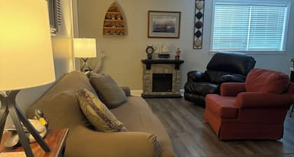 Cozy 2-bedroom apartment in tranquil Nutter Fort with AC, WiFi. Close to I 79.