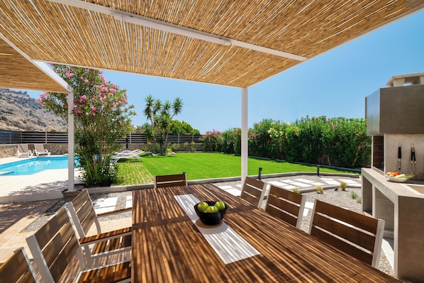 Villa de lujo | Terraza o patio