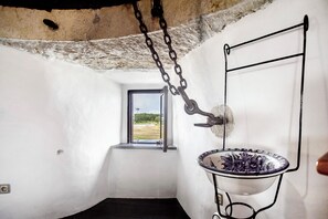 Interior - Holiday Home 'Moinho Das Esteveiras' with Sea View, Private Pool and Private Terrace (A dos Cunhados)