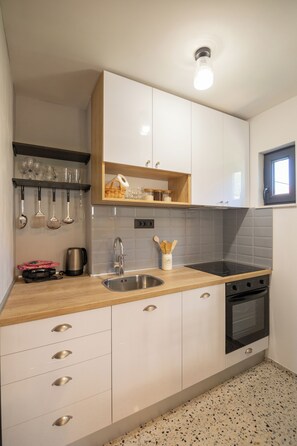 Ovn og oppvaskmaskin