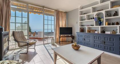 Apartment 'Villa Martinez Apartamento 2' with Sea View, Wi-Fi and Air Conditioning
