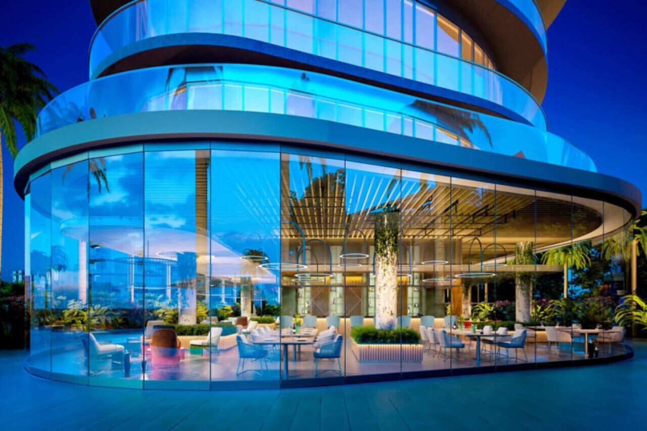 تناول الطعام بالخارج