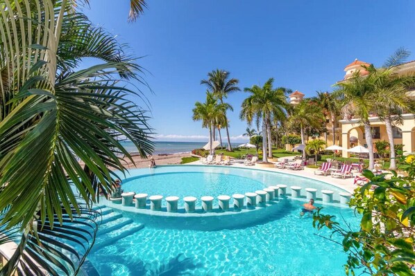 Pool - `NEW LISTING` Beachfront superb location close to everything (Puerto Vallarta)
