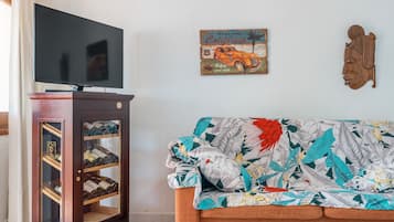 TV, ping pong