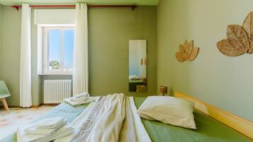 2 camere, ferro/asse da stiro, Wi-Fi gratuito, lenzuola