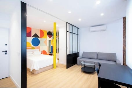 1 bedroom, free WiFi, bed sheets