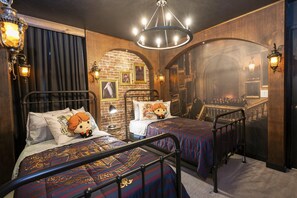 House | 9 bedrooms - NEW 10bedrooms At Windsor Island (Davenport)