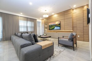 House, Accessible - NEW 12bedrooms 12bathroom At Paradiso Grande (Orlando)