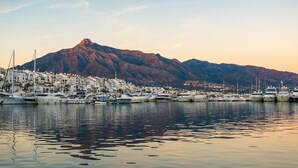 Unclassified image, 5 of 20, button - Bright and Airy Apartment in Puerto Banus (Marbella)