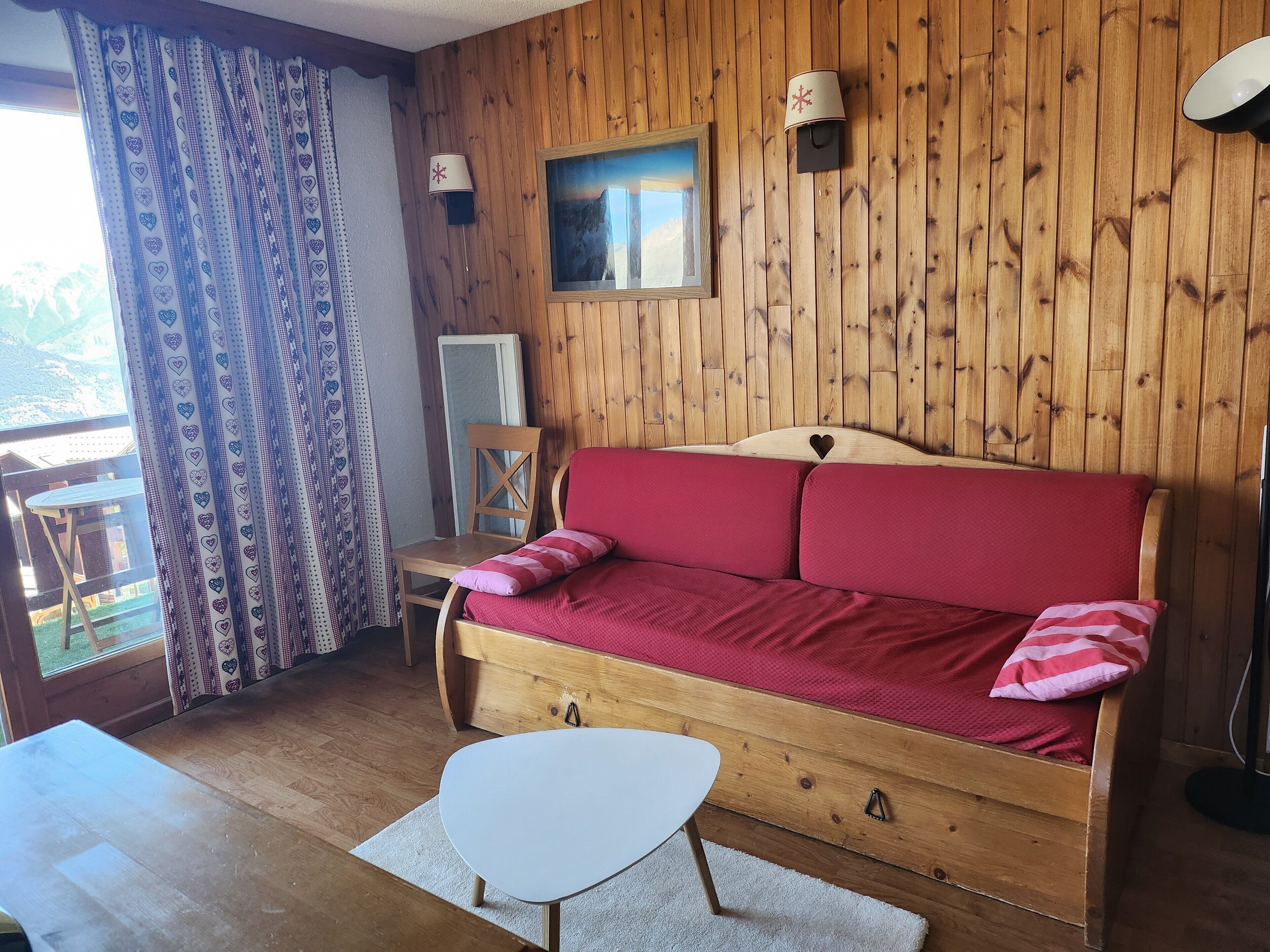 Tv, dvd-afspiller, stereoanlæg