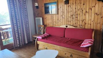 TV, DVD player, stereo