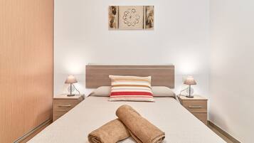 1 bedroom, iron/ironing board, free WiFi, bed sheets