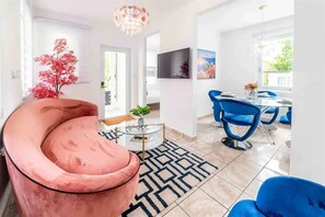 Dining - Las Casitas Boutique 2

 (Humacao)