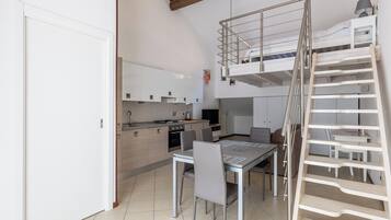 Apartment | Living area | 35-inch TV with digital channels