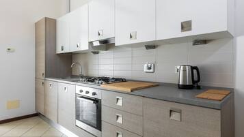 Lägenhet | Eget kök | Kylskåp, ugn, diskmaskin och espressobryggare