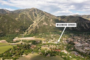 Aerial view - Christmas Availability! Studio Ketchum 2 blocks from downtown and walk to ski (Ketchum)