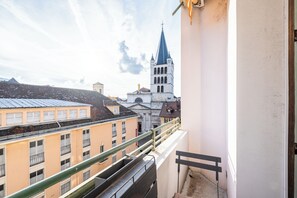 Property grounds - Apartment 'Annecy - Le 10' with Balcony, Wi-Fi and Air Conditioning (Annecy)