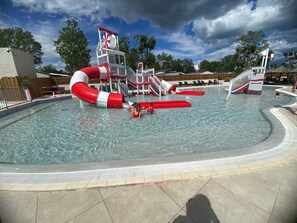 Inomhuspool och uppvärmd pool