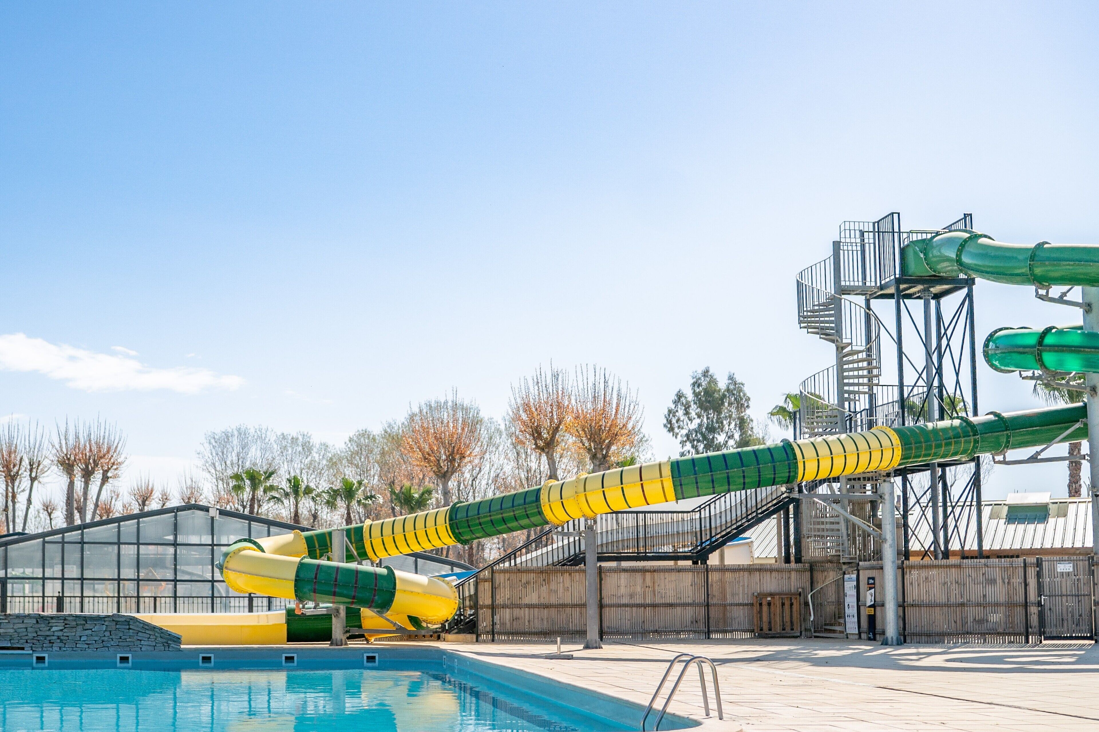 Piscine couverte, piscine chauffée