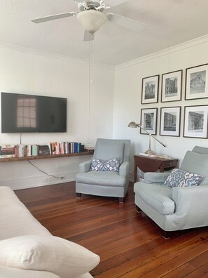 Smart TV, libri