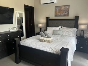 1 chambre, fer et planche à repasser, Wi-Fi gratuit, draps fournis