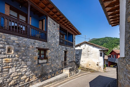 Country House 'Orandi' with Mountain View, Shared Garden and Wi-Fi
