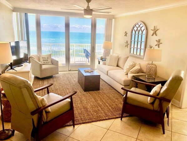 TV - Smyrna Beach Club 419B Beachfront Escape (New Smyrna Beach)