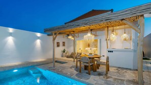 Basic Villa | Pool | Outdoor pool - Villa Papaz (Tabanan)