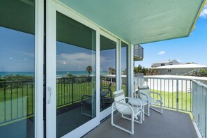 Property grounds - Relax at Beachfront Smyrna Beach Club 203A (New Smyrna Beach)