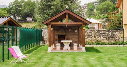 Apartment 'El Hechizo' with Mountain View, Shared Pool and Wi-Fi