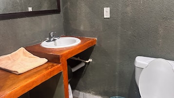 1 bedroom, free WiFi